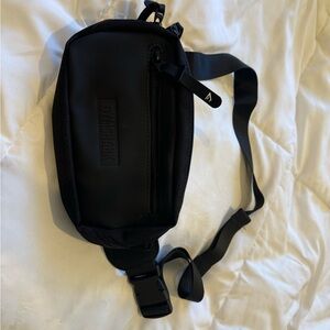 Gymshark everyday waist bag black